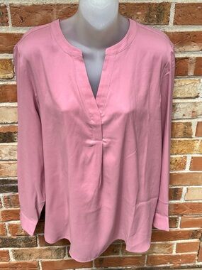 Amazon Essentials Mauve New With Tags Shirt. Long Sleeves,V Neck,Size Large